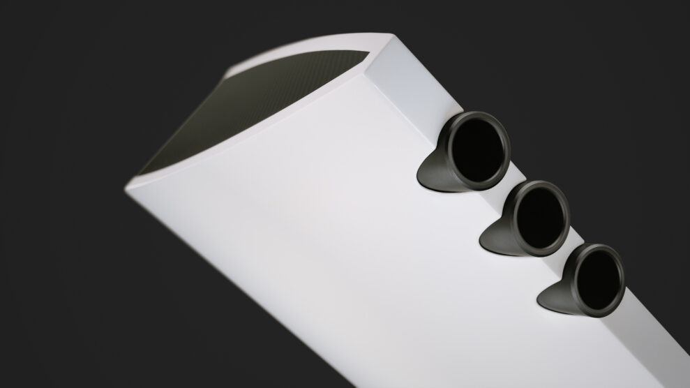 BOERRESEN-X2-WHITE_BackSkewedTop-Exhaust_HalfClose_DBG