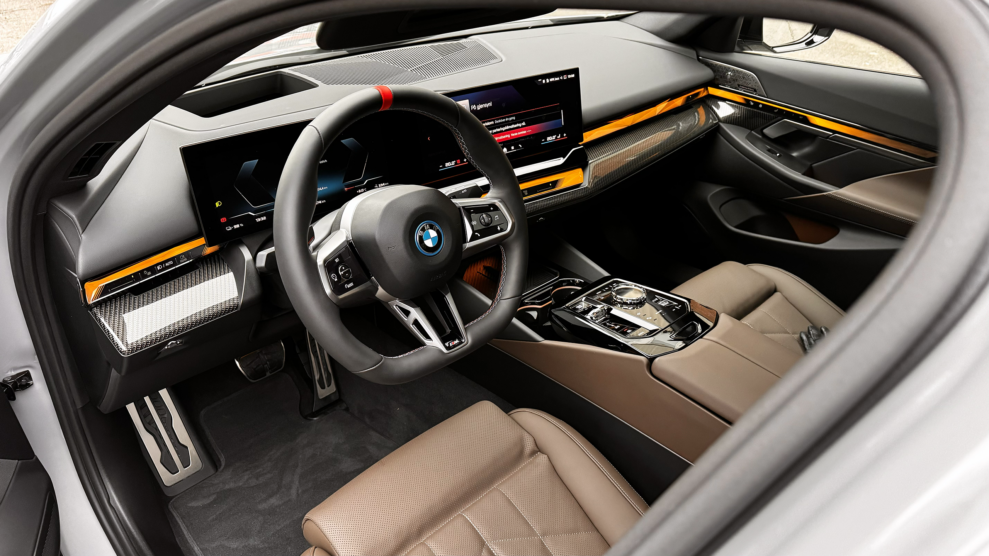 BMW i5 xDrive M60 10