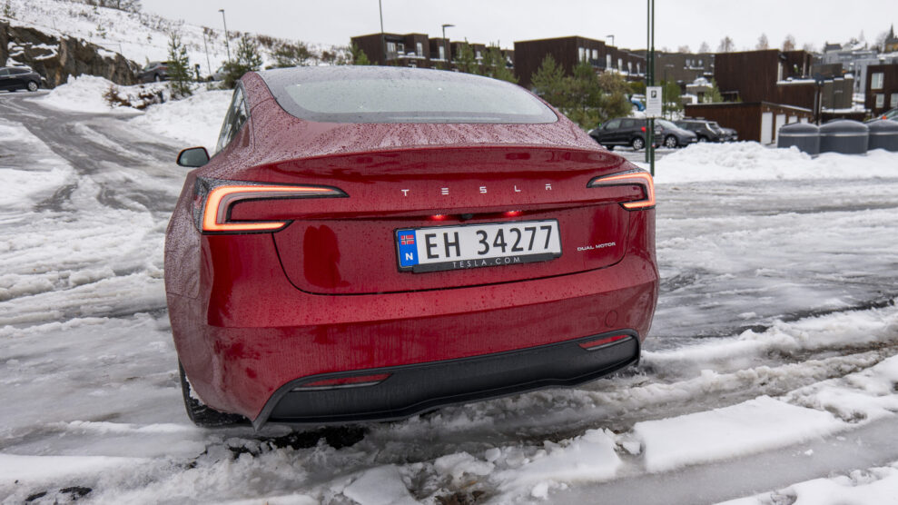 Tesla Model 3 rear scaled 1