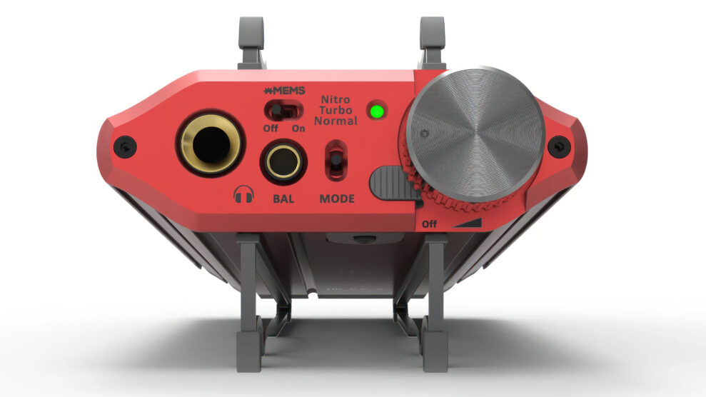 iFi-iDSD-Diablo-2-stand2