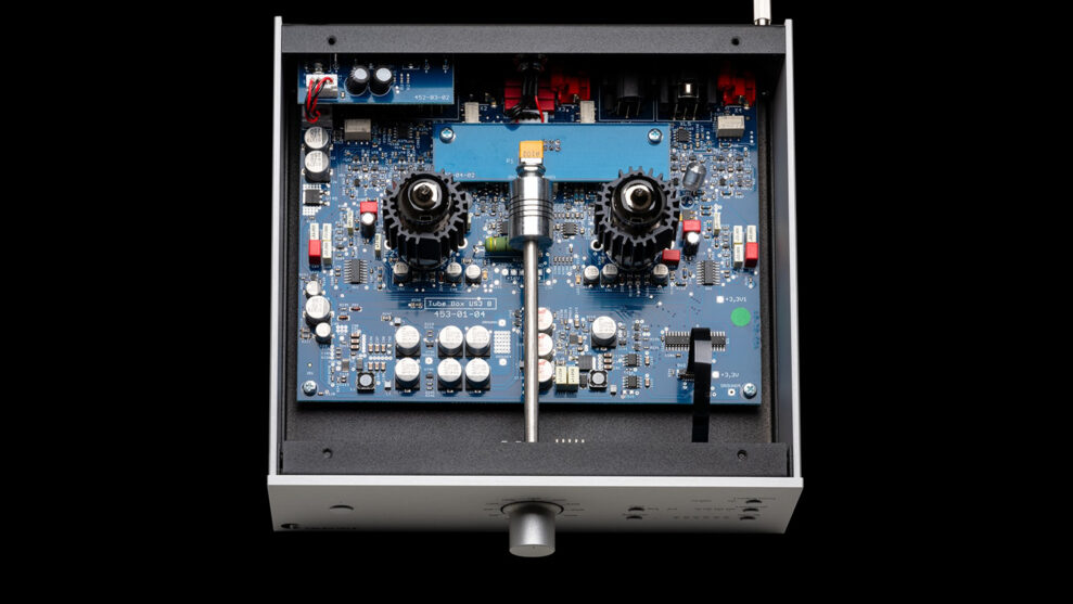 Pro-Ject Tube Box DS3 B 3 Tube Box DS3 B 2.png