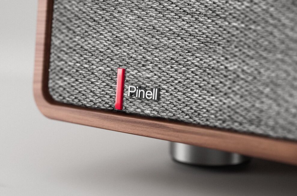 Pinell-901-Walnut-DetailLogo