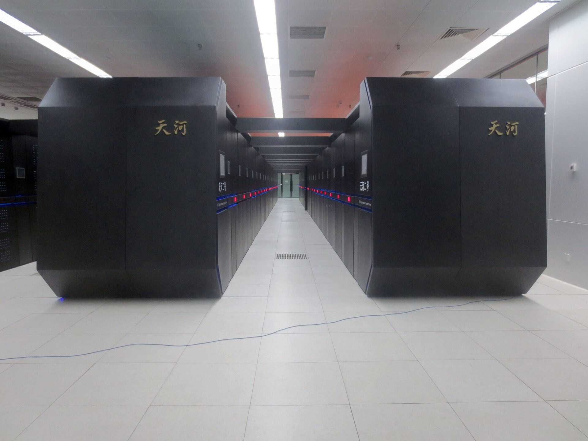 Kinas superdator lanseras i tysthet