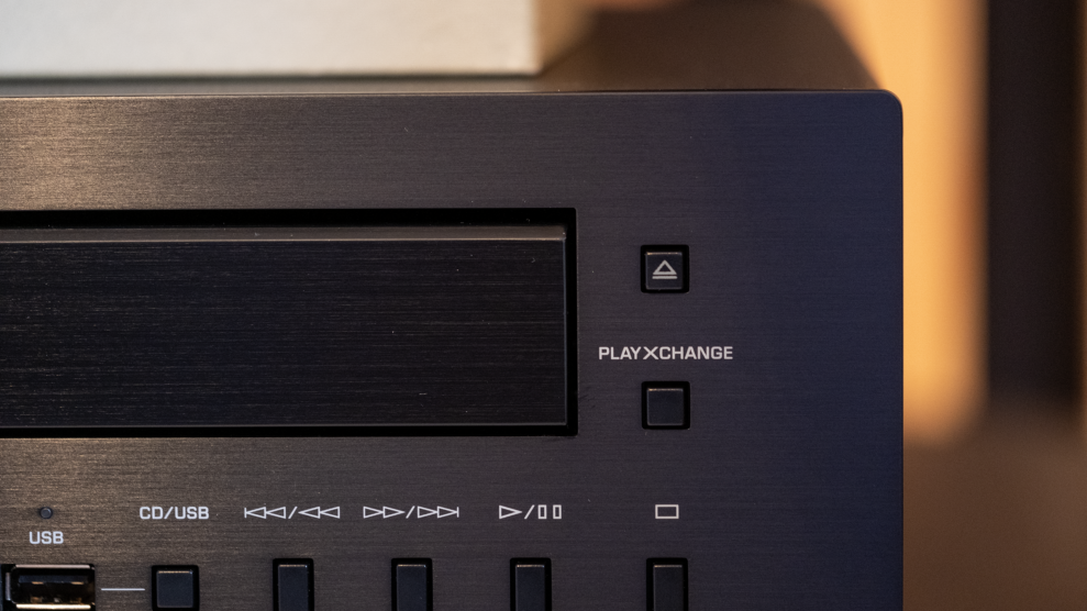 Yamaha CD C603 Play X Change 1