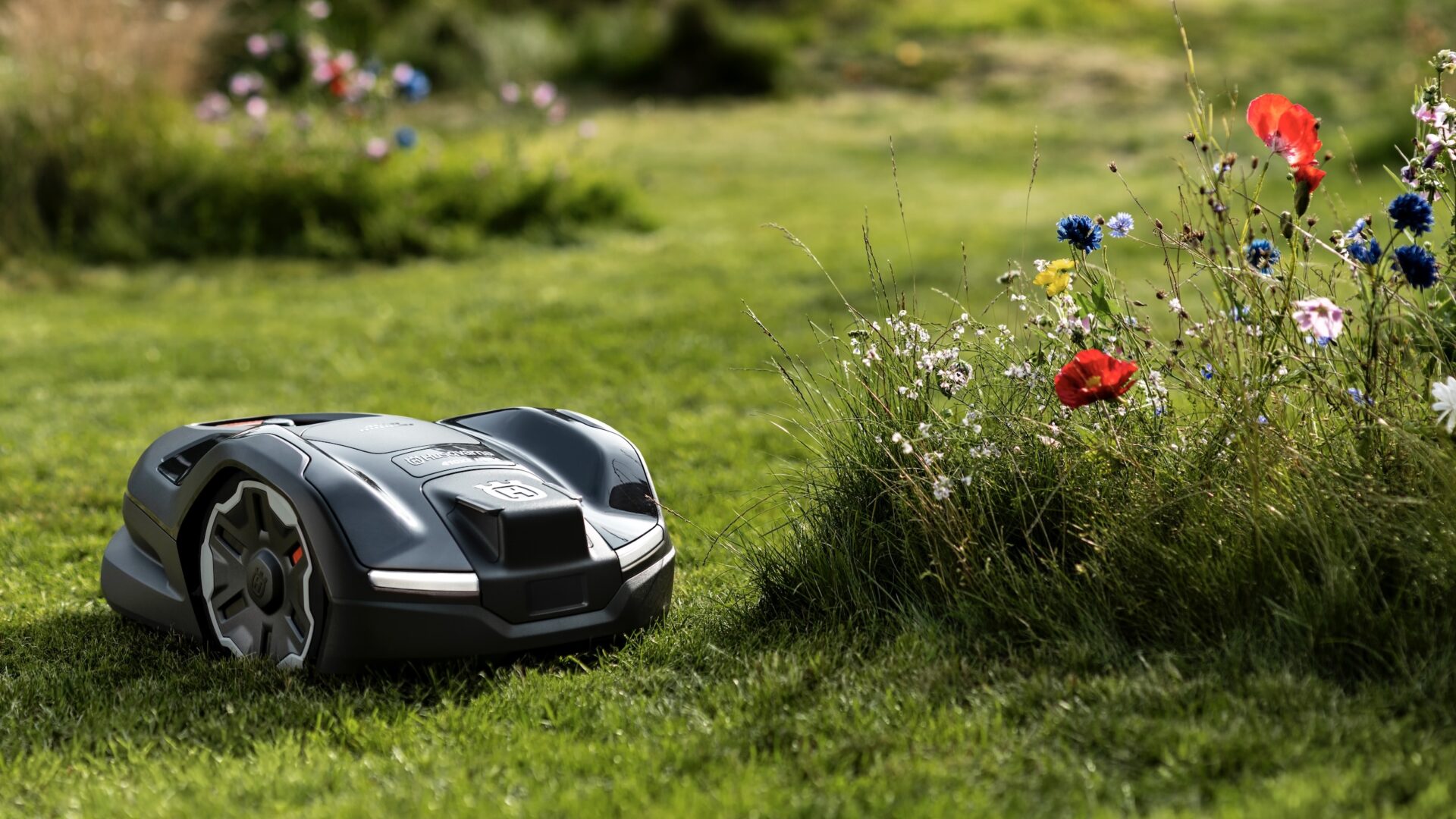 Husqvarna Automower Nera robotgräsklippare för trädgårdar