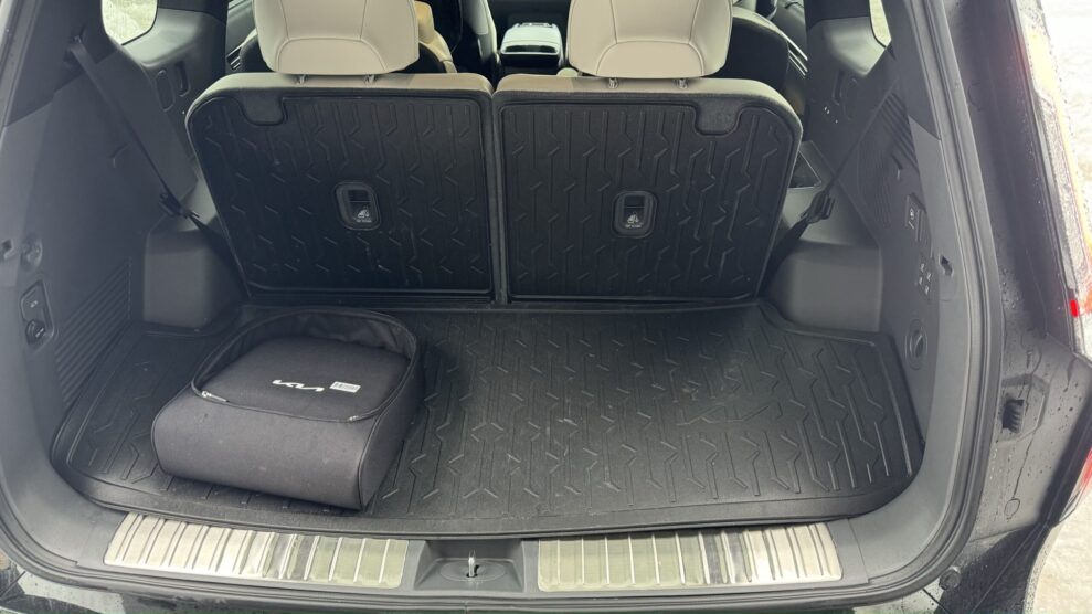 Kia EV9 trunk 2