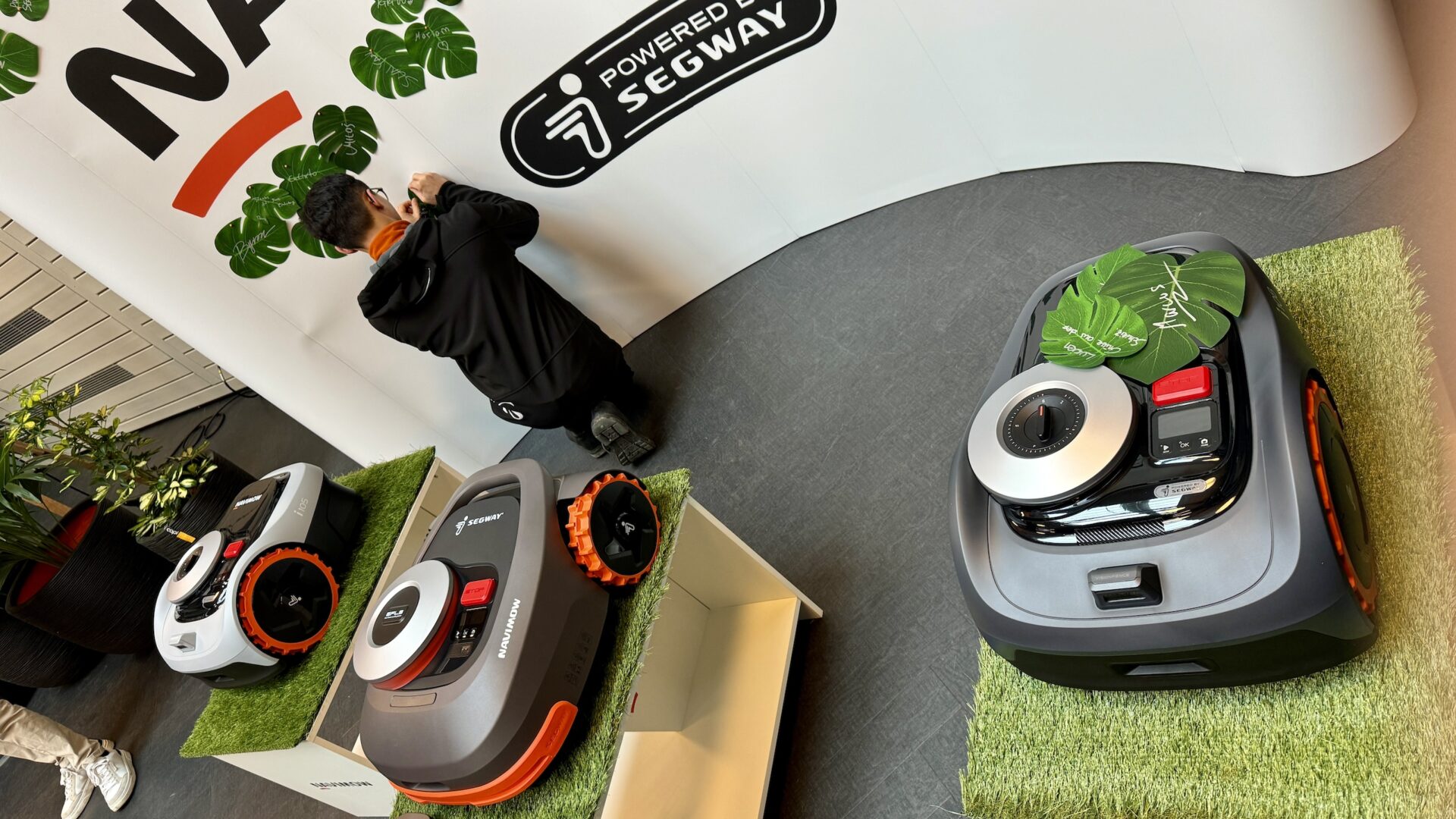 Navimow I-serien lovar smarta gräsklippare till lågpris