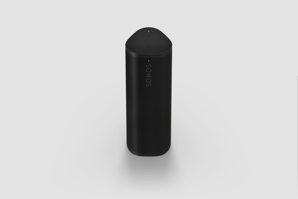 Roam 2_Black_Hero