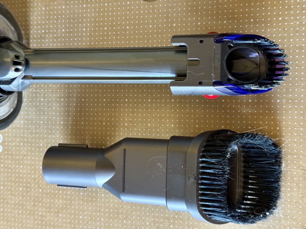 Dyson gen5detect Absolute 5 dyson built in brush