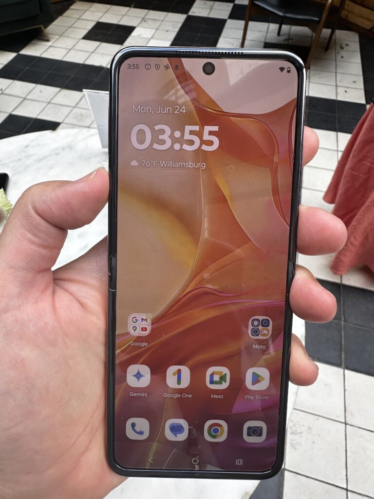 Motorola är redo med nya medlemmar i Razr-familjen 6 Motorola razr 50 ultra screen