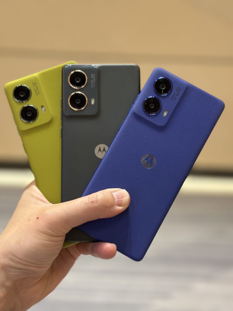 Motorola är redo med nya medlemmar i Razr-familjen 8 moto G85 back