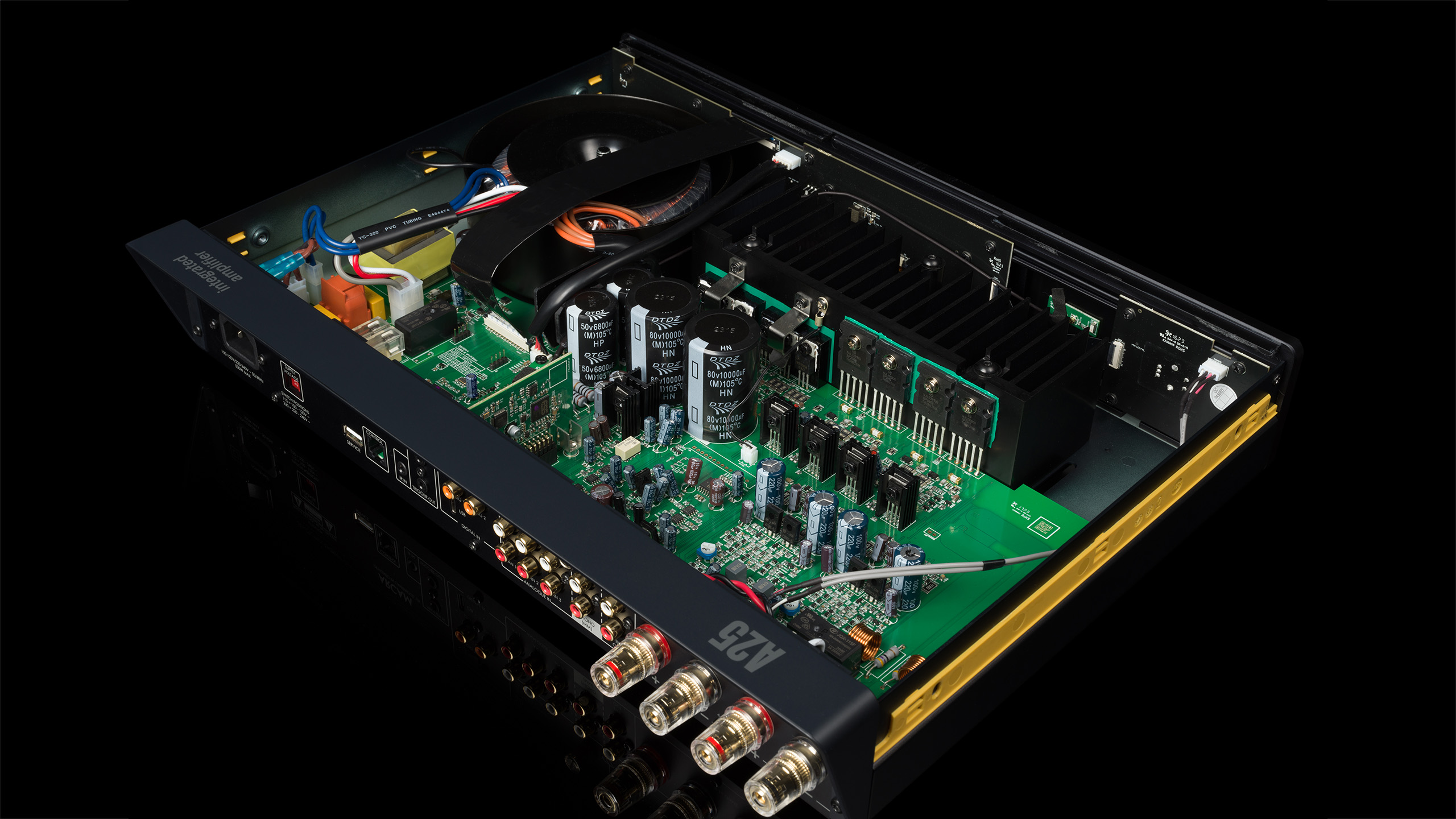 Arcam Radia A25 4 ARCAM Radia A25 Interior 3QrtCP