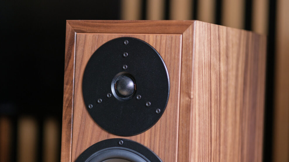 Dynaudio Contour Legacy 9 Esotar 3 1