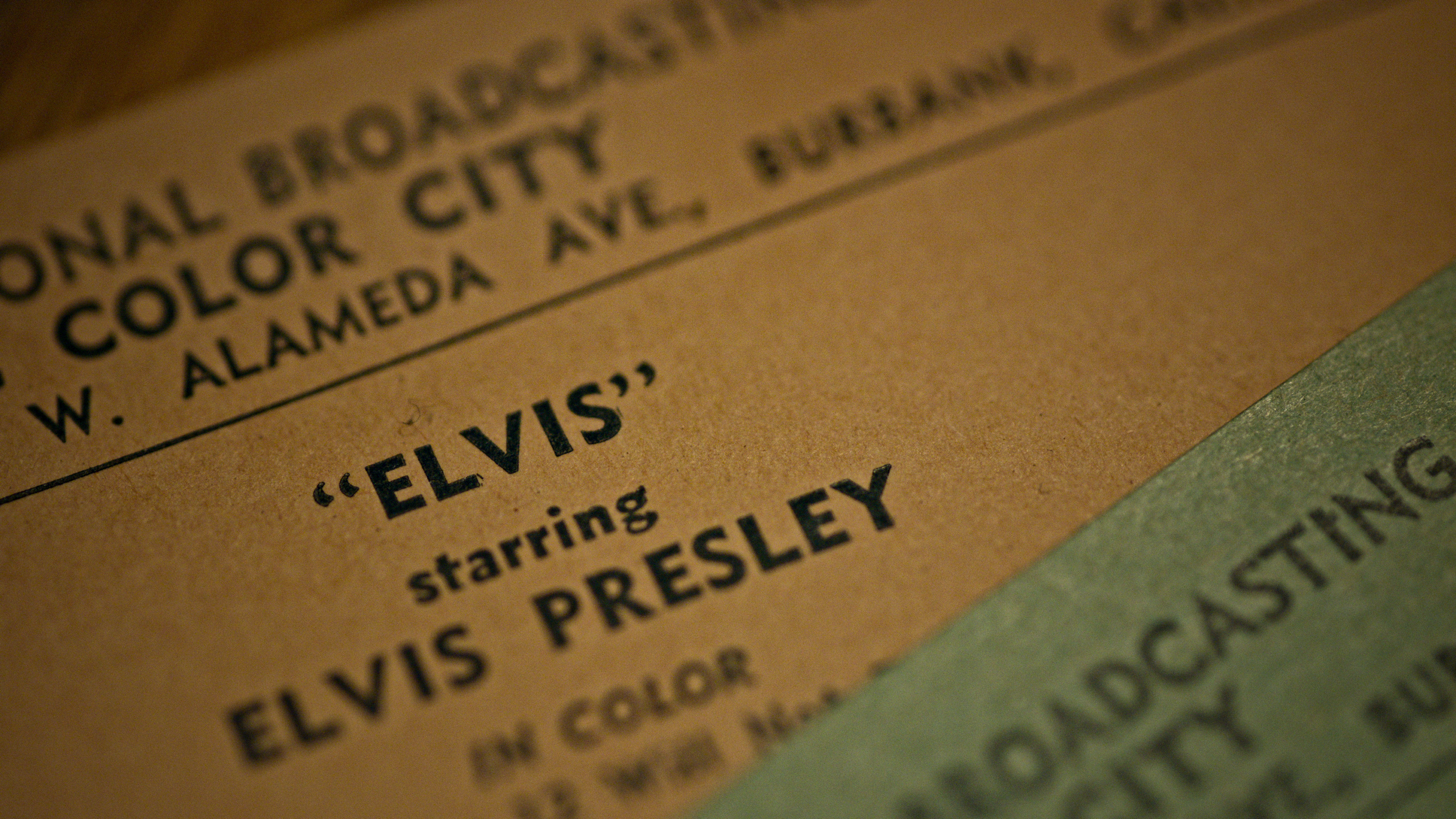 Return of the King – The Fall and Rise of Elvis Presley 4 Return of the King The Fall and Rise of Elvis Presley 1 5