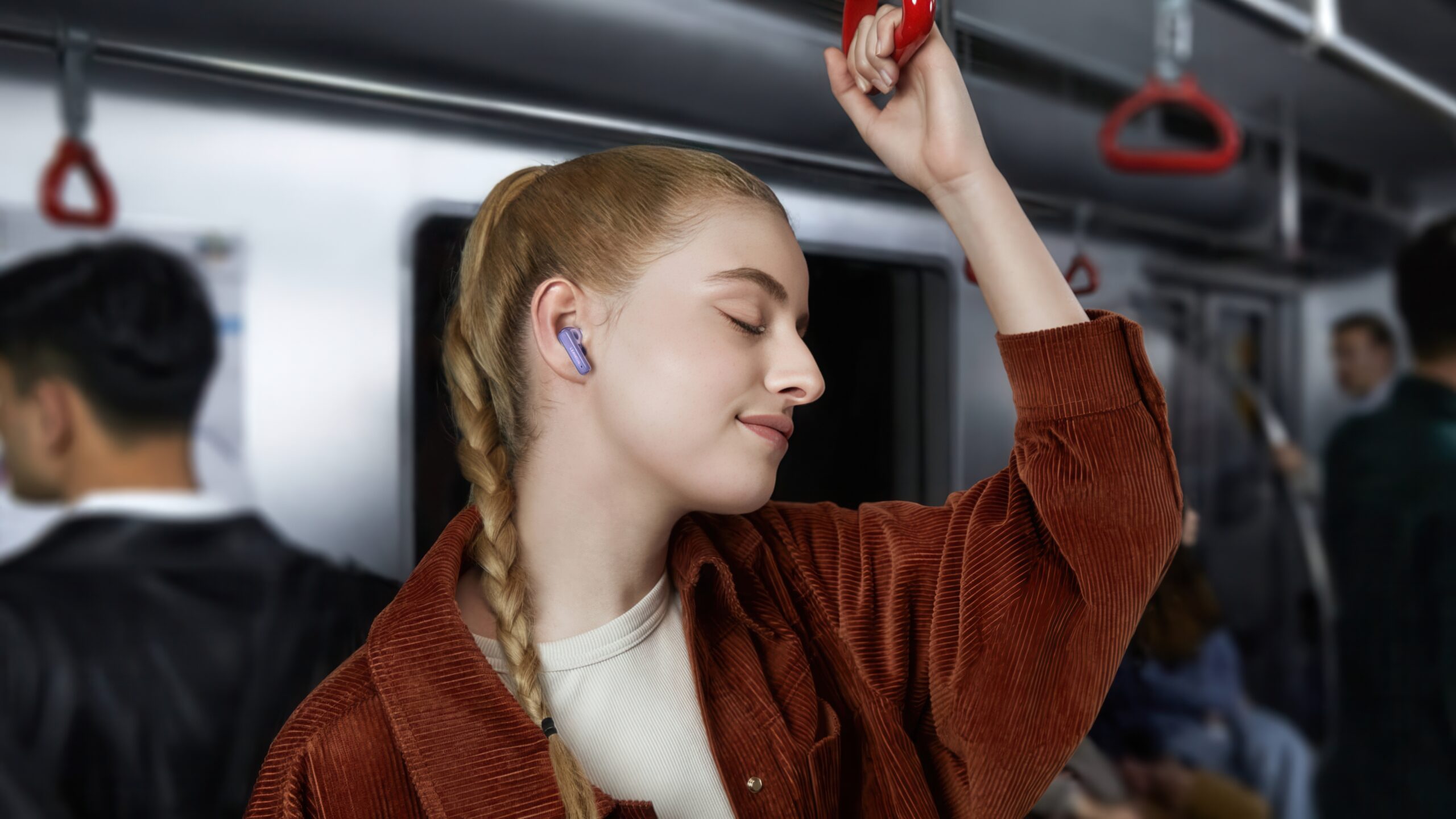 Huawei FreeBuds 6i 2 huawei-freebuds-6i-metro-scene