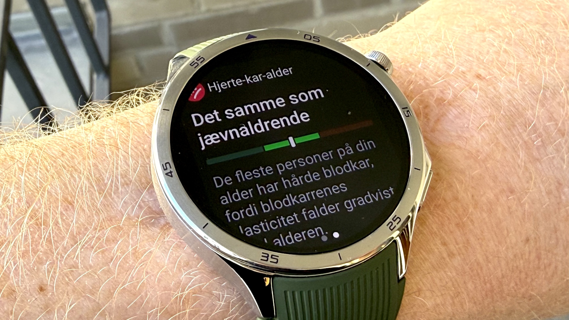 OnePlus Watch 3 4 OnePlus Watch 3