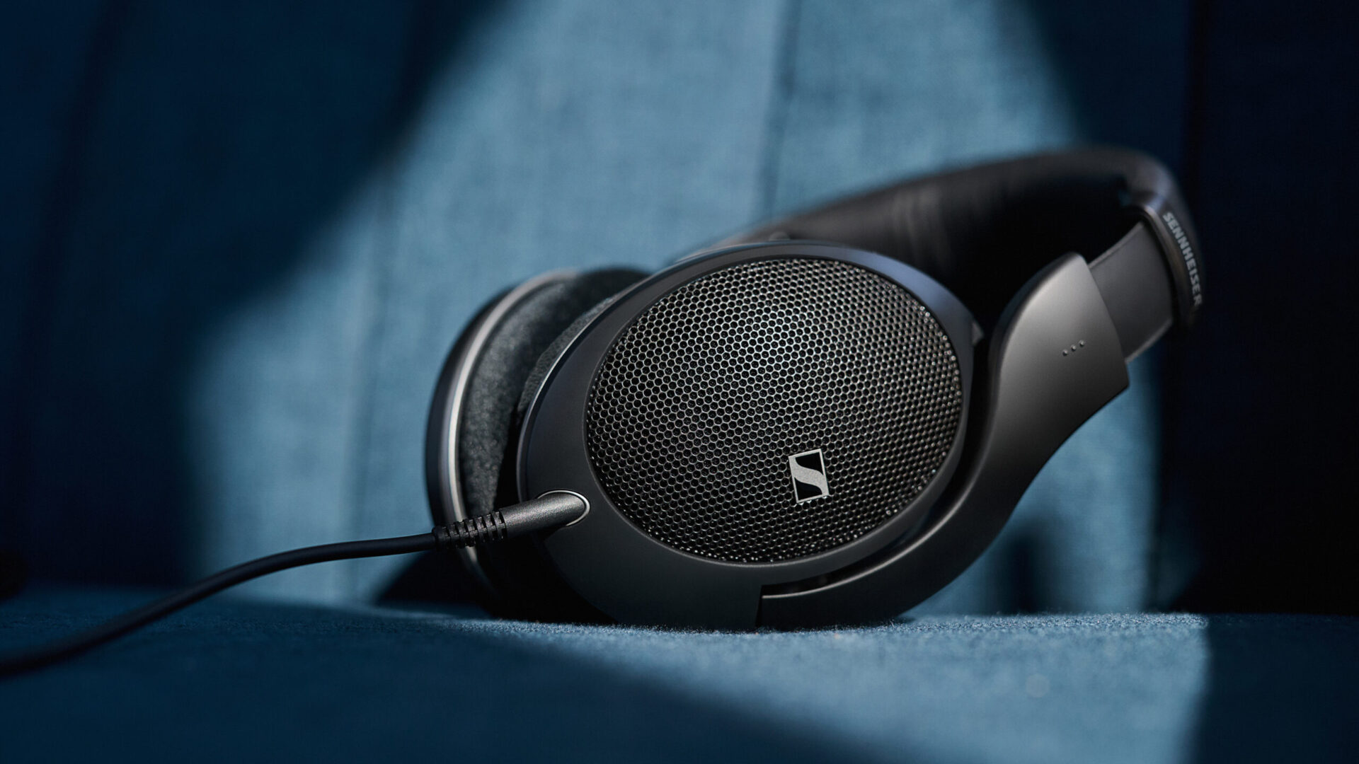 Sennheiser HD 550: Öppna hörlurar med djupare bas