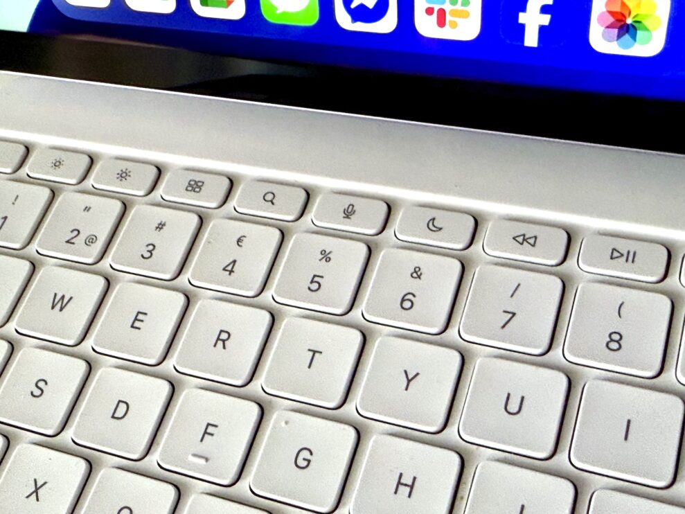 Apple iPad Air and Magic Keyboard closeup web