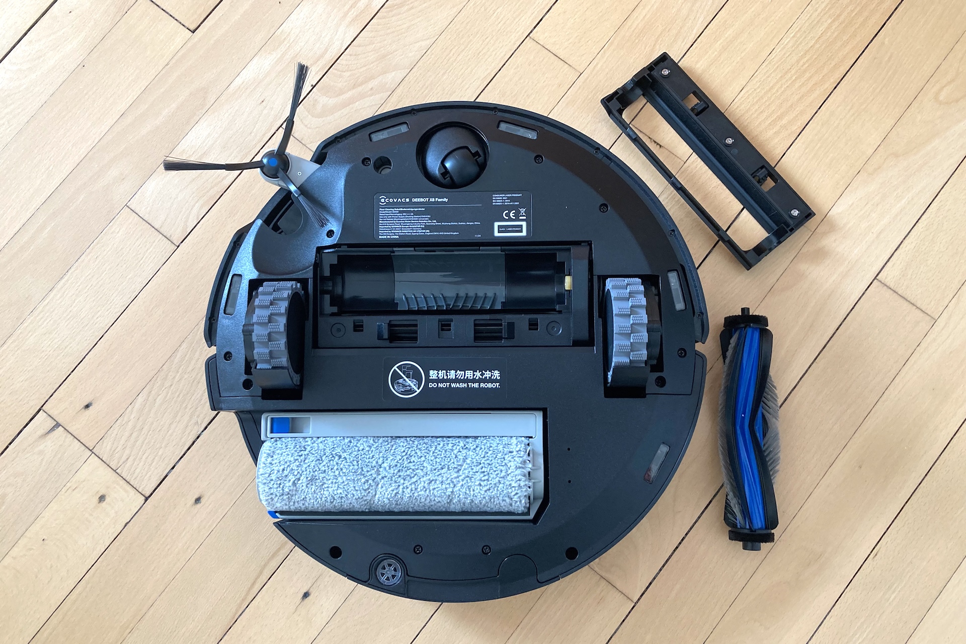 Ecovacs Deebot X8 Omni 1 Ecovacs X8 Omni mop