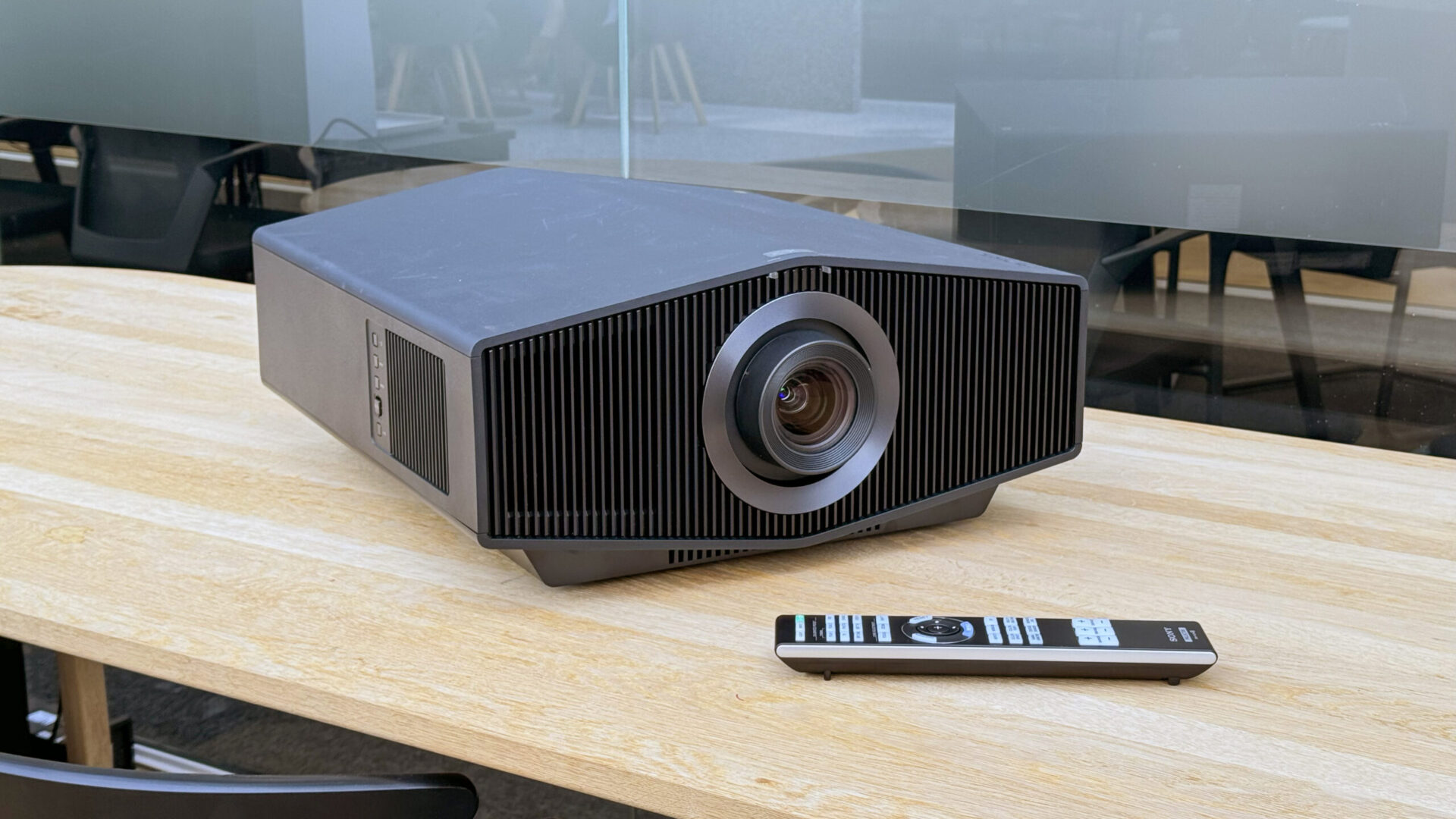 Sony Bravia Projector 7: Sony-projektorer återvänder till Europa