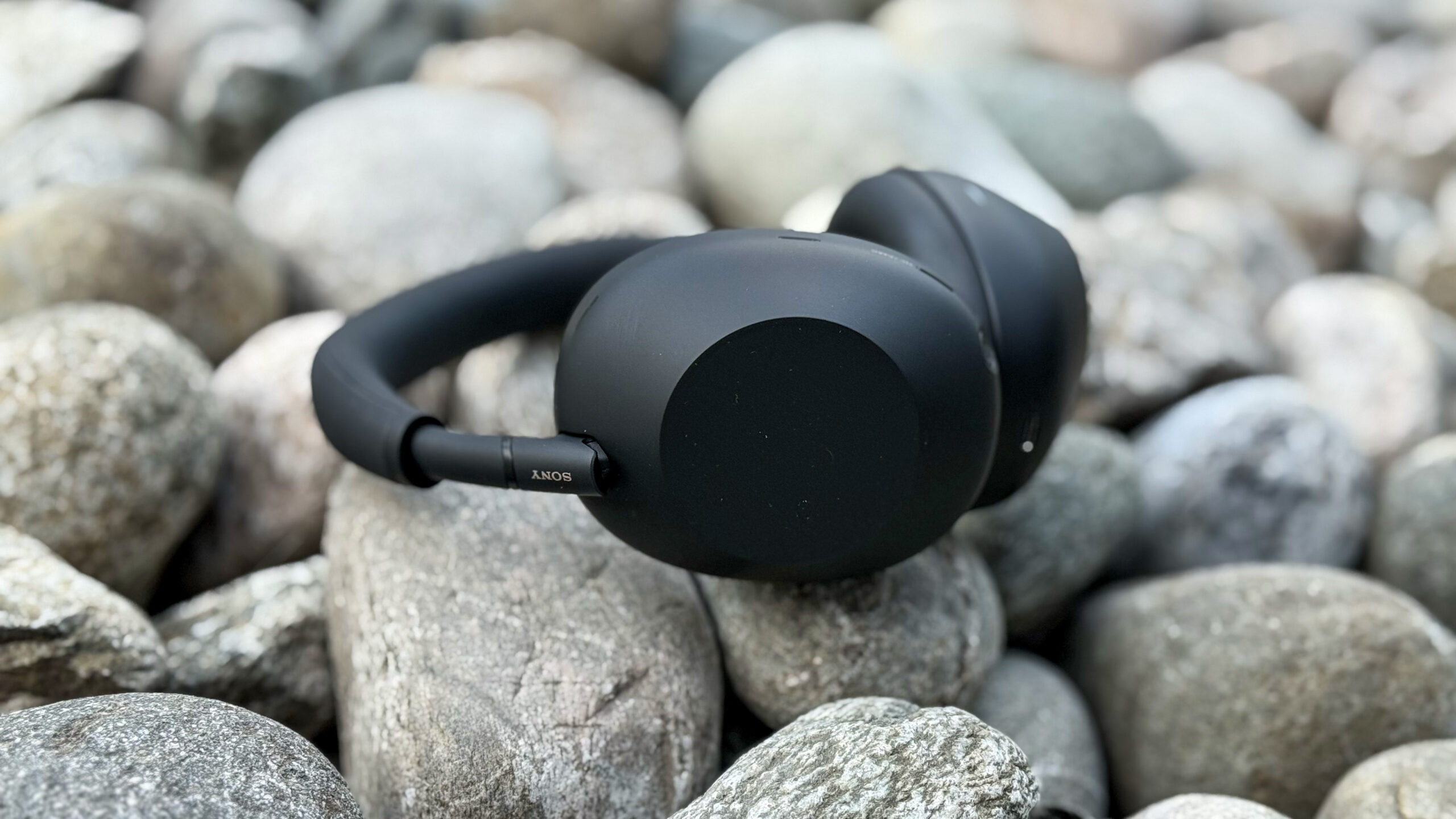 Sony WH-1000XM6 1 Sony WH-1000XM6 geirnordby