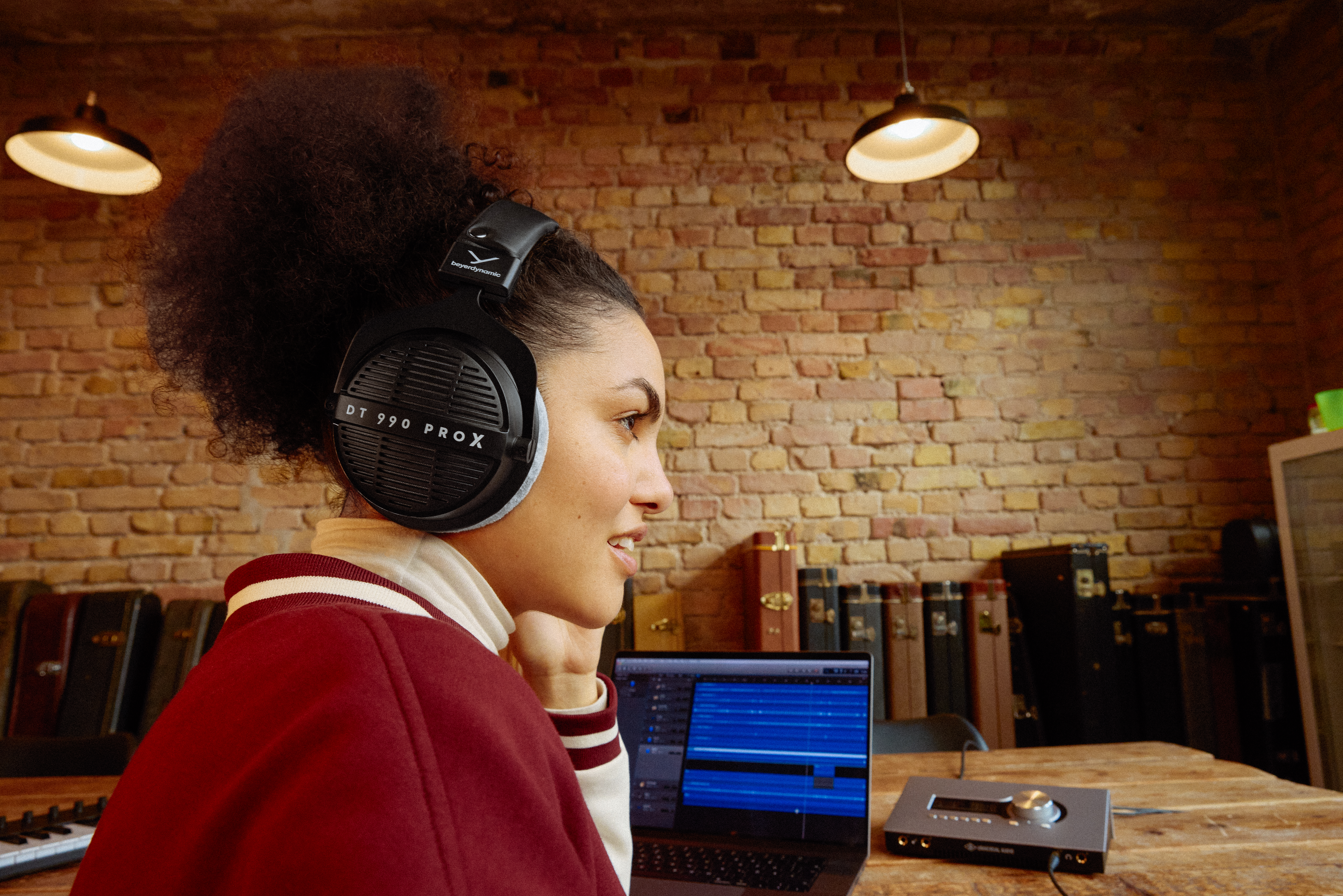 Beyerdynamic DT 990 PRO X lanserade