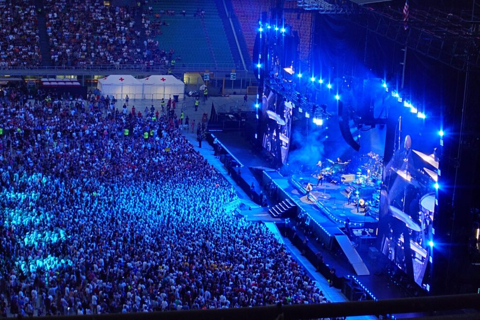Bruce-Springsteen-–-Land-of-Hope-and-Dreams-Tour-25_1-124-scaled