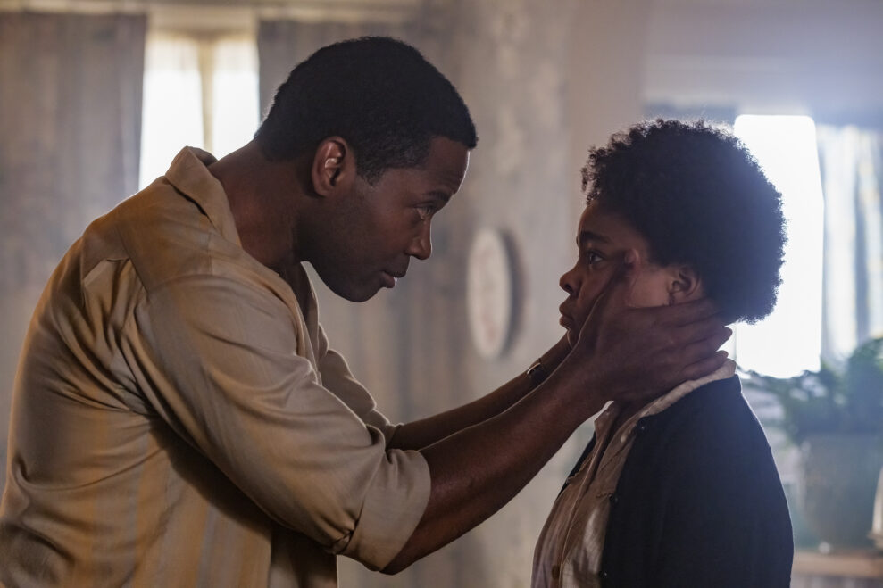 IT-Welcome-to-Derry_1-3