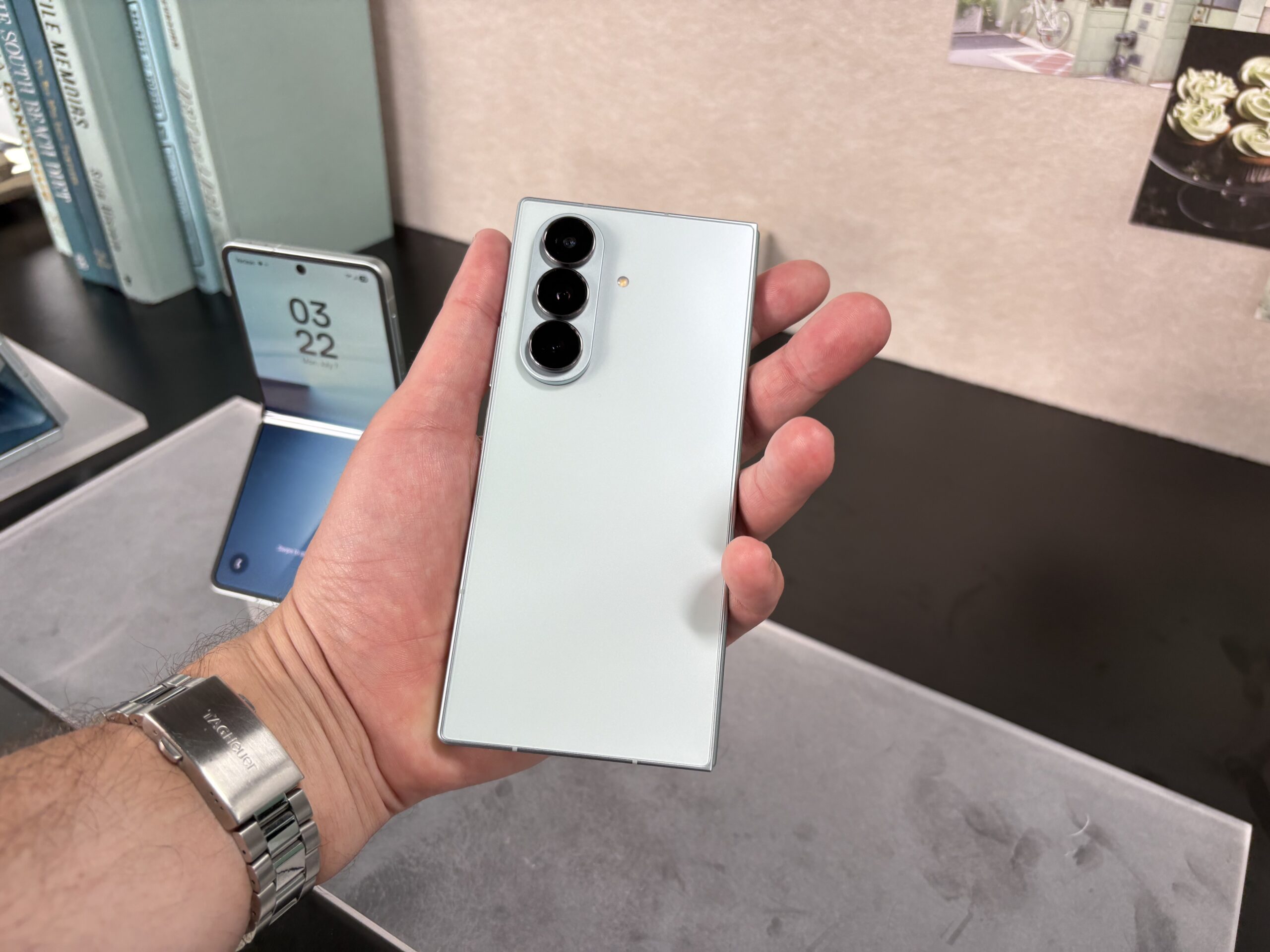 Samsung Galaxy Z Fold7 Back scaled