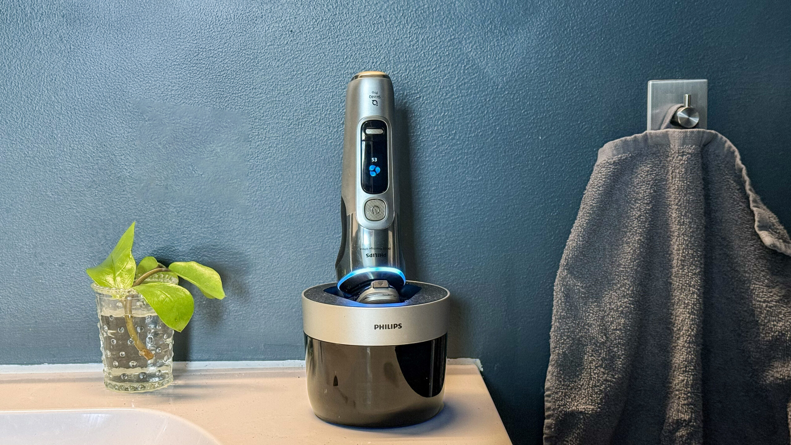 Philips i9000 Prestige Ultra (XP9404) 5 Philips i9000 Prestige Ultra lifestyle GeirNordby