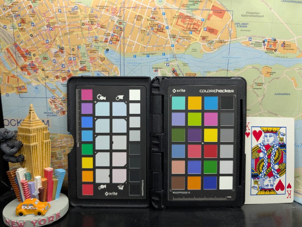 Pixel 10 Pro XL light