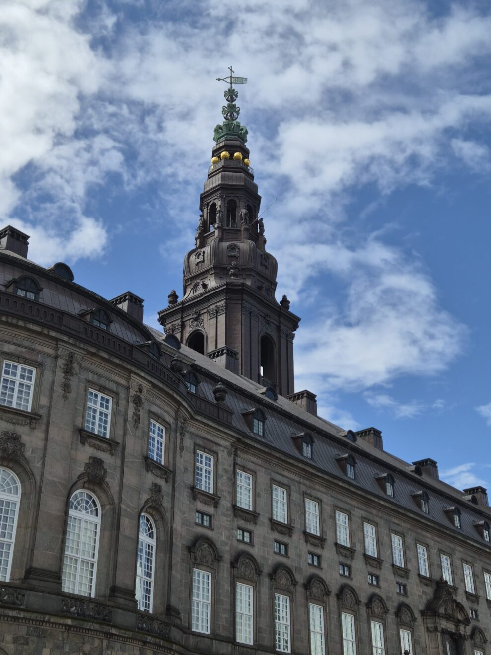 Samsung_Flip7_camera-02-scaled