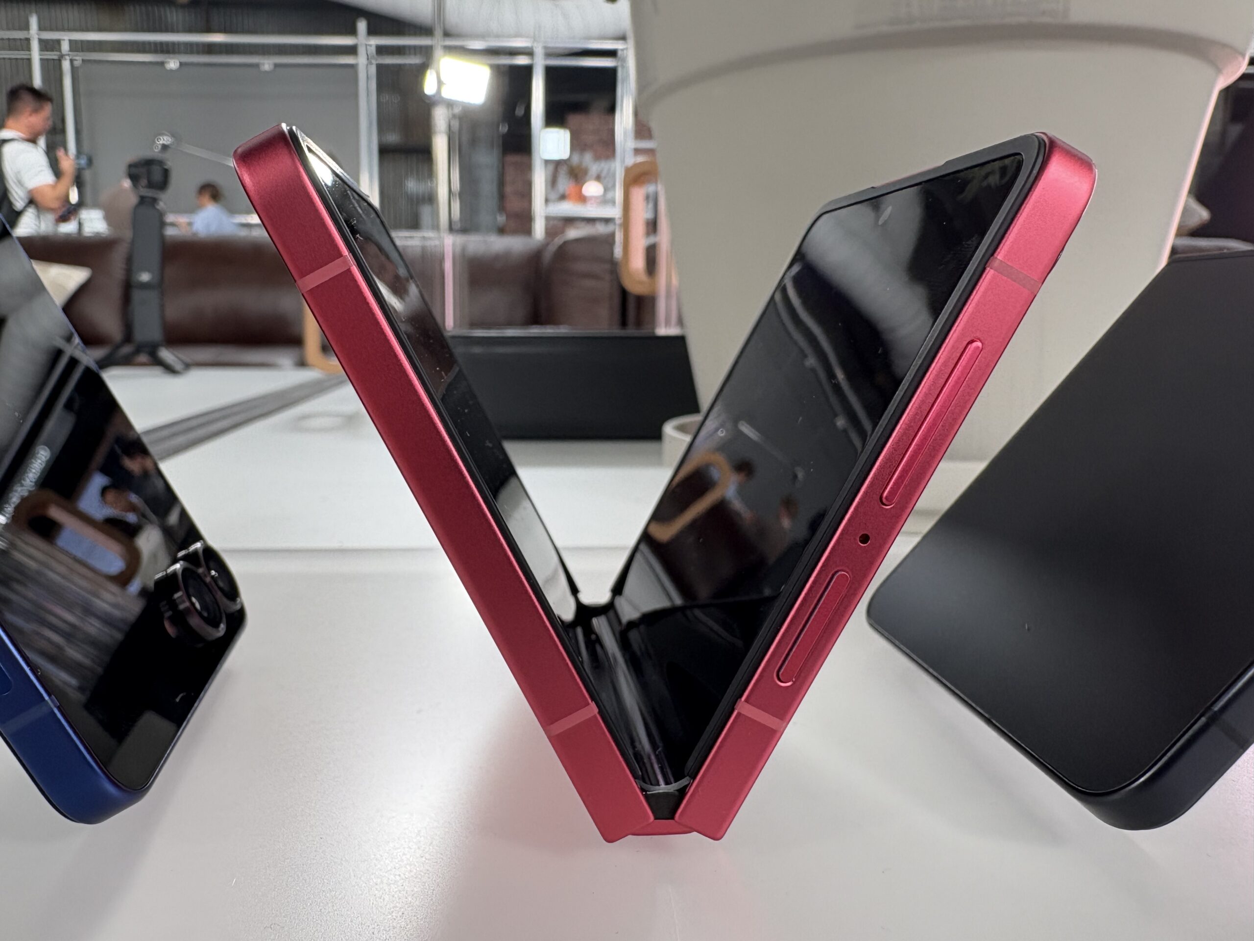 Samsung Flip 7 04 scaled