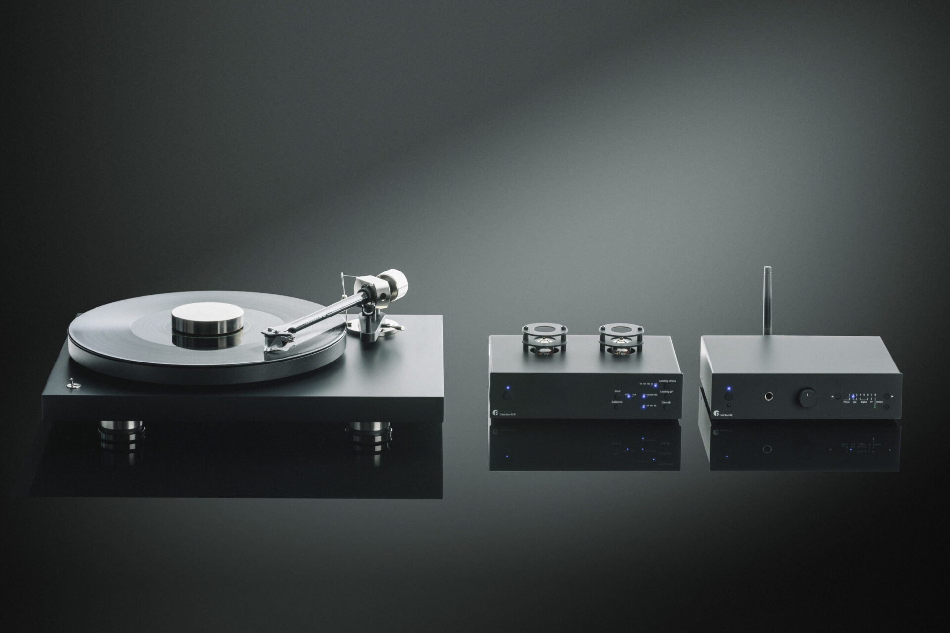 Pro-Ject Tube Box S3 B och Tube Box E