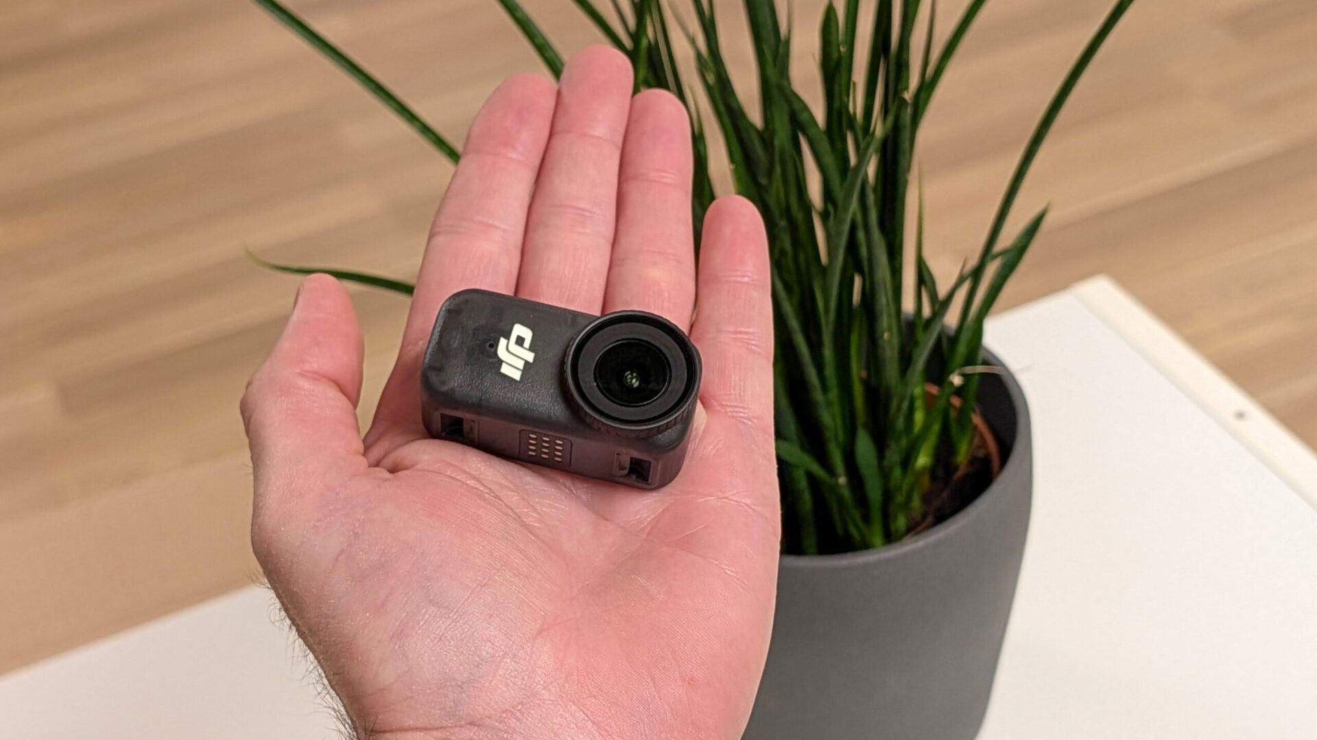DJI Osmo Nano: Pytteliten actionkamera