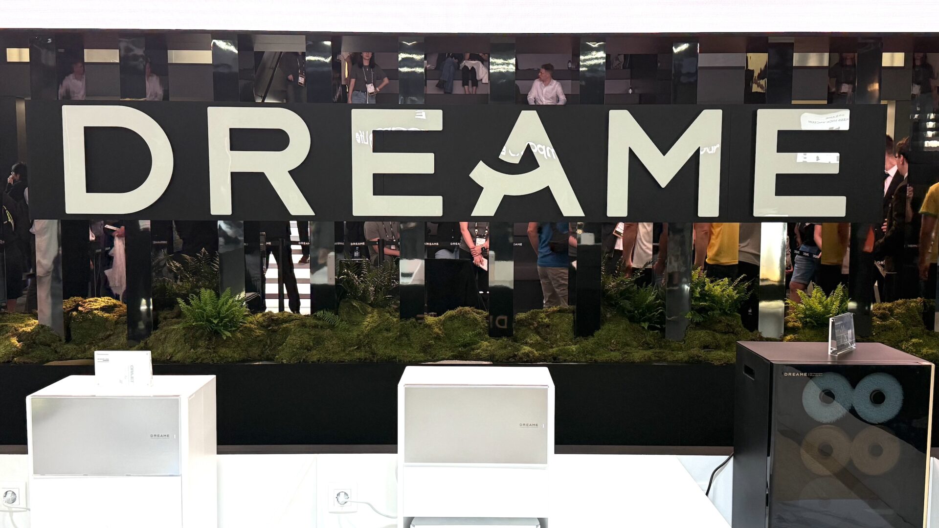 IFA 2025: Dreame lanserar Aqua-robotdammsugare och actionkamera