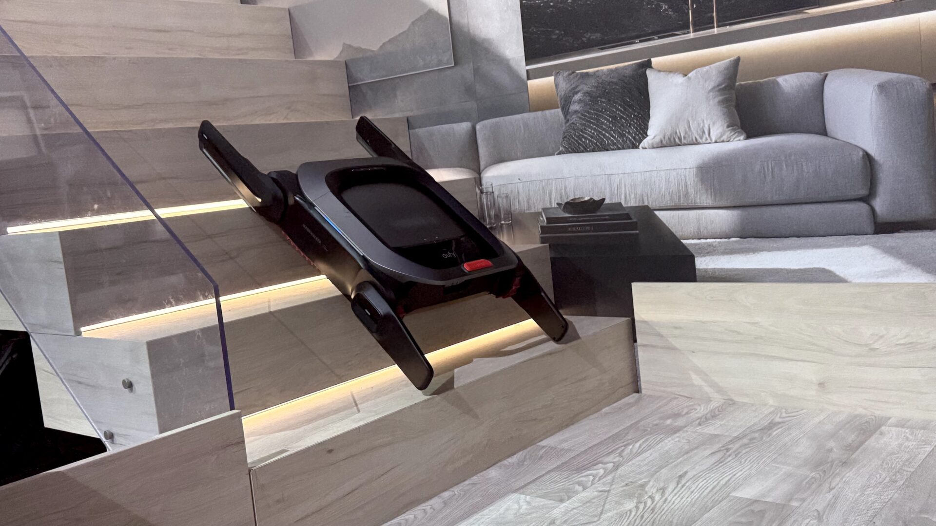 IFA 2025: Anker presenterar robotdammsugare med trappklättringsfunktion