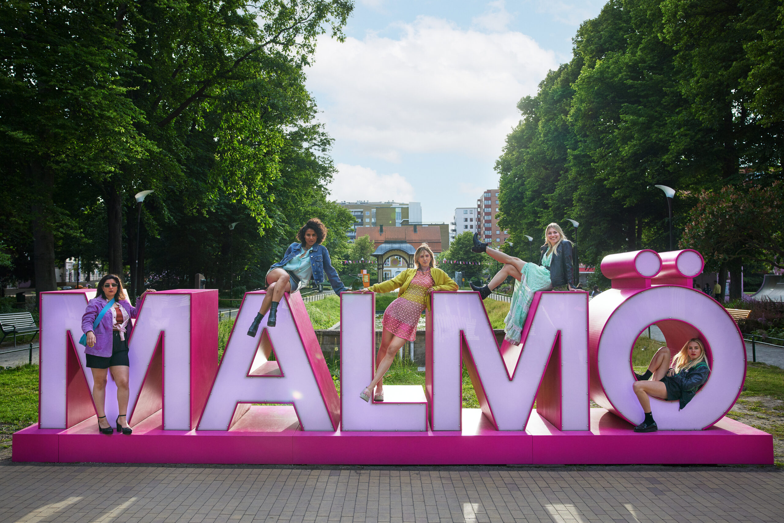 Halve Malmo bestar av gutter som har dumpet meg 1 2 scaled 1