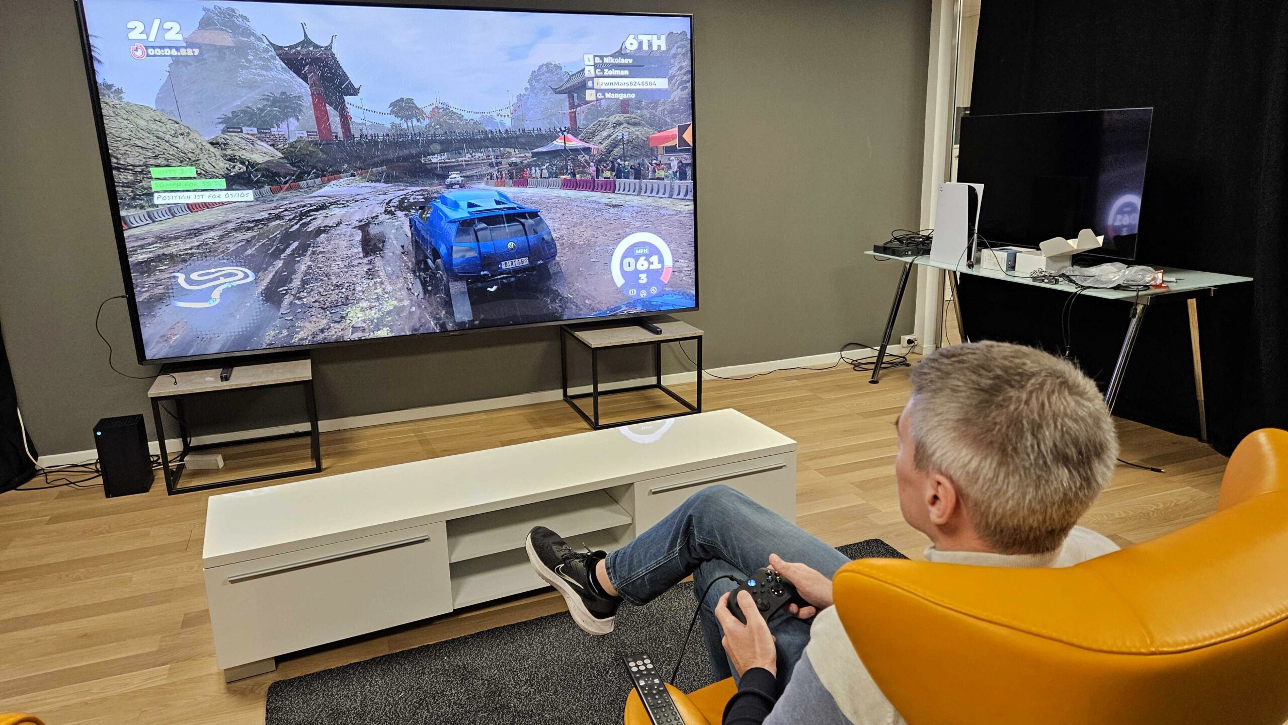 Hisense 116UXQ Audun gaming scaled 1