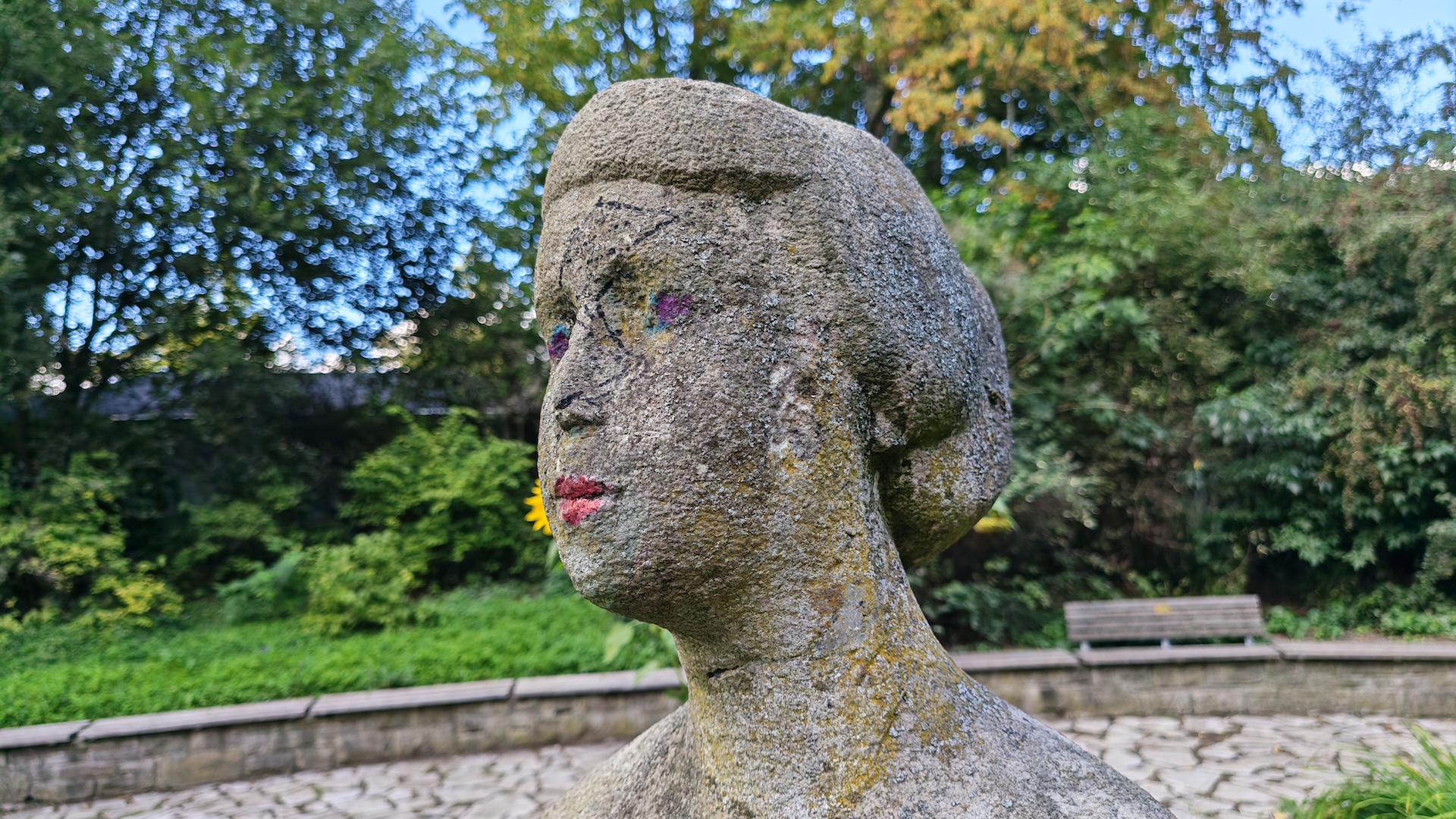 HonorMagicV5 portrait