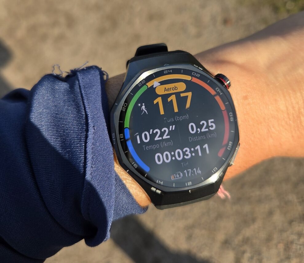 Huawei Watch GT 6 Pro Fargskarm