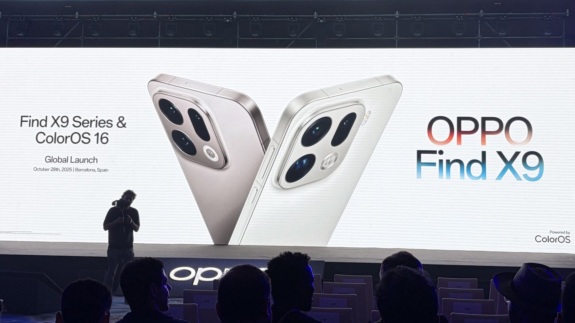 Flaggskeppet Oppo Find X9 släpps i Sverige