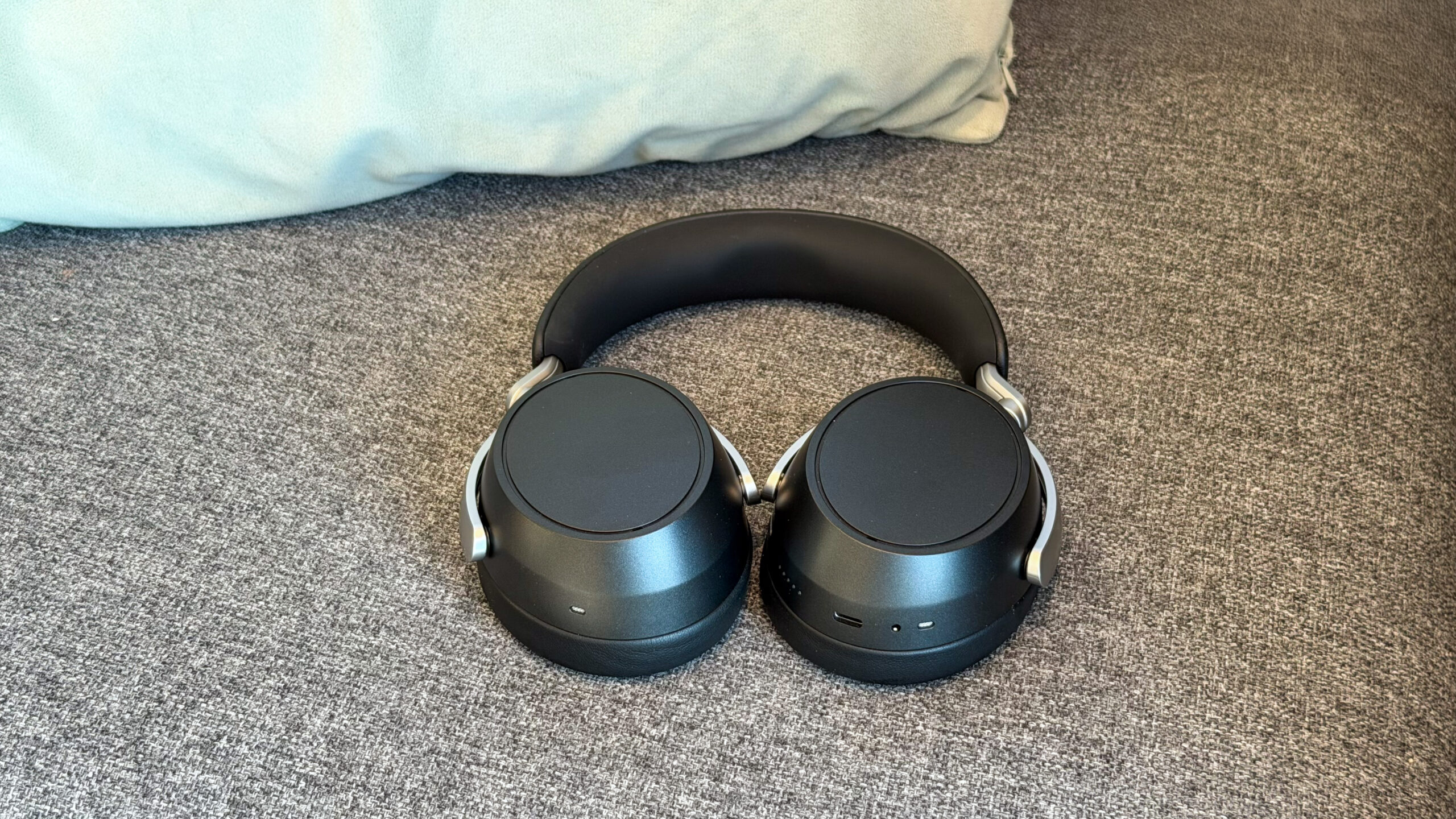 Sennheiser HDB 630 swivled 2 geirnordby