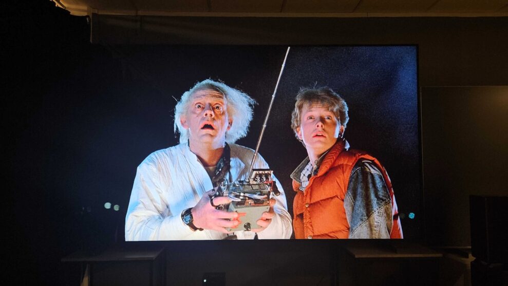TV 11 TCL 115C7K Back to the future scaled 1