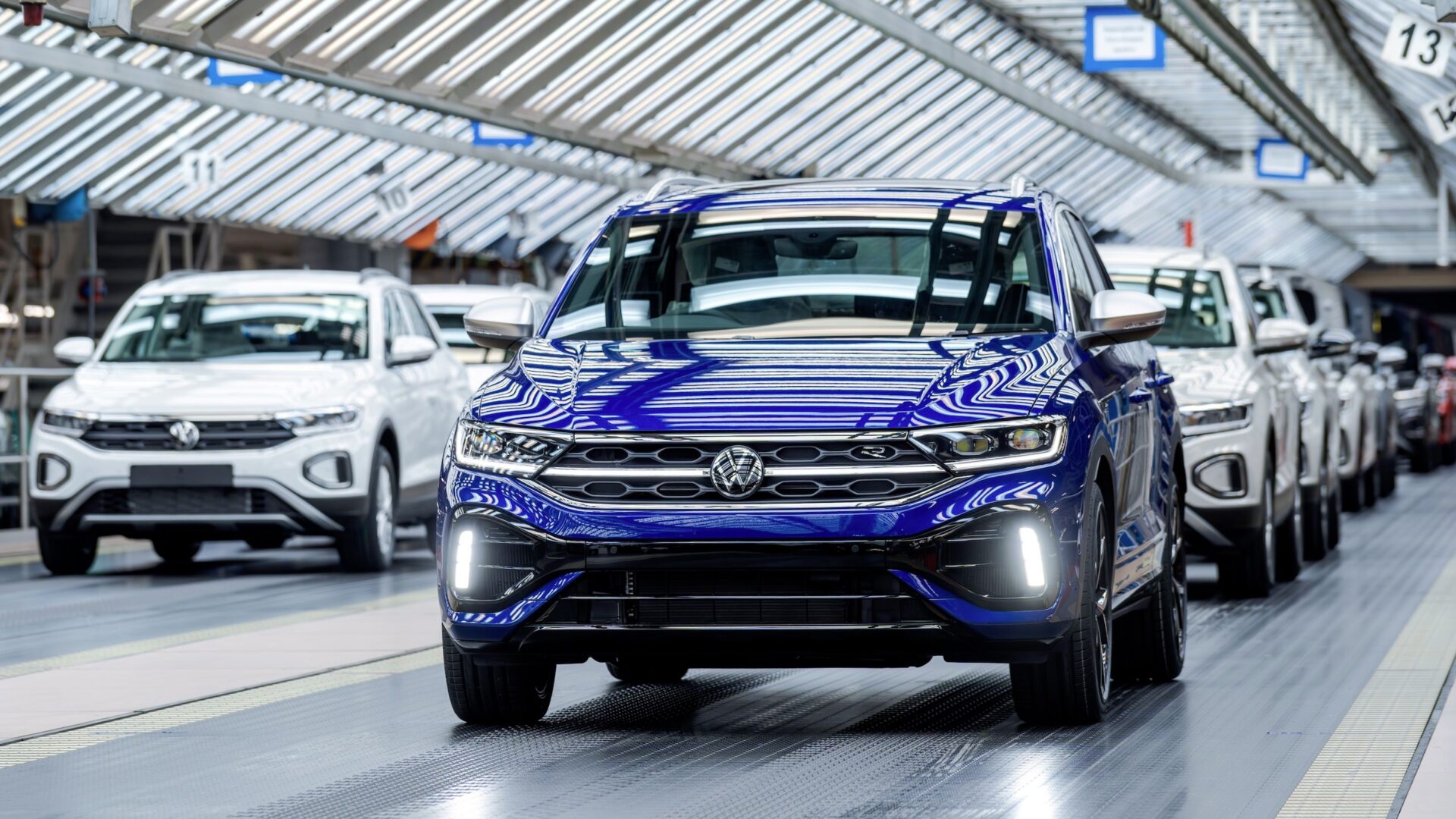 Volkswagen överger sin egen mjukvaruutveckling till förmån för Rivian och Xpeng