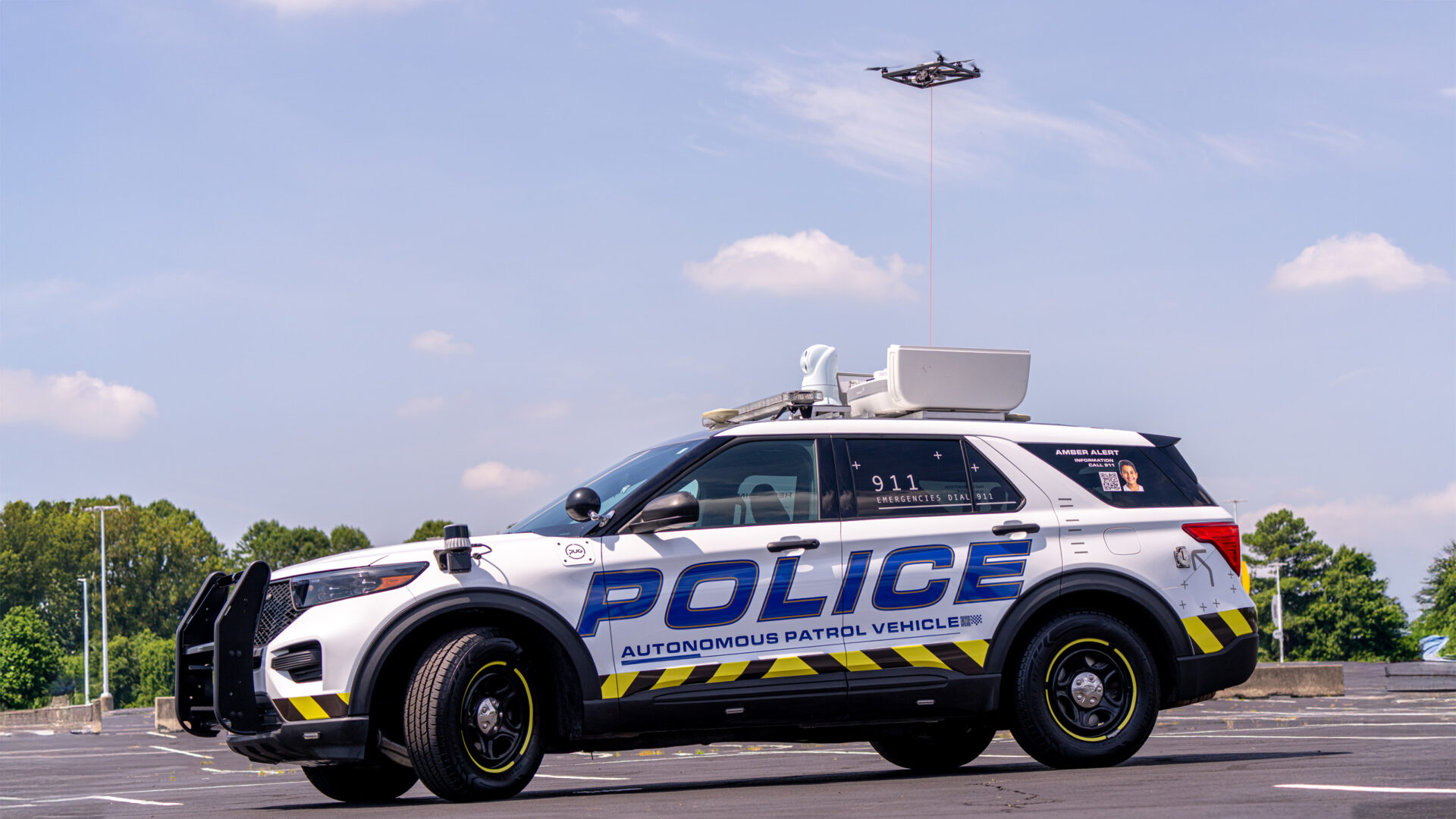 Miami sätter in autonom robotpolisbil på gatorna