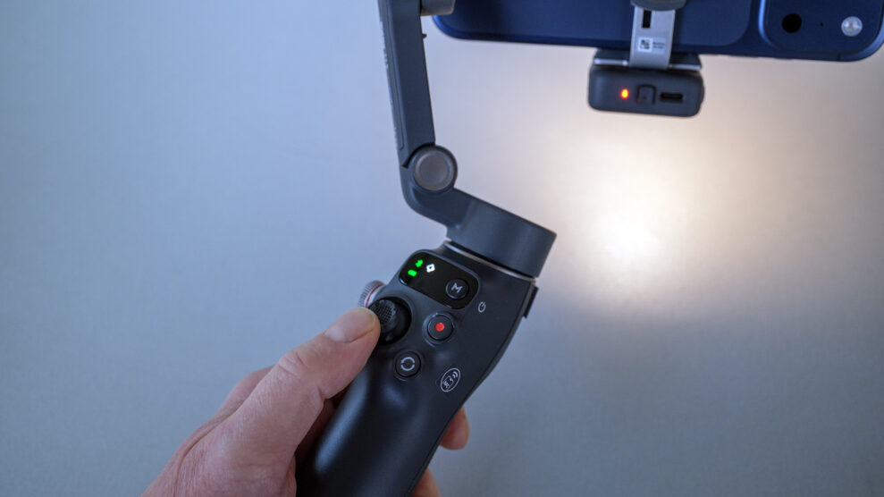 DJI Osmo Mobile 8 3 DJI Osmo Mobile 8 kontroller