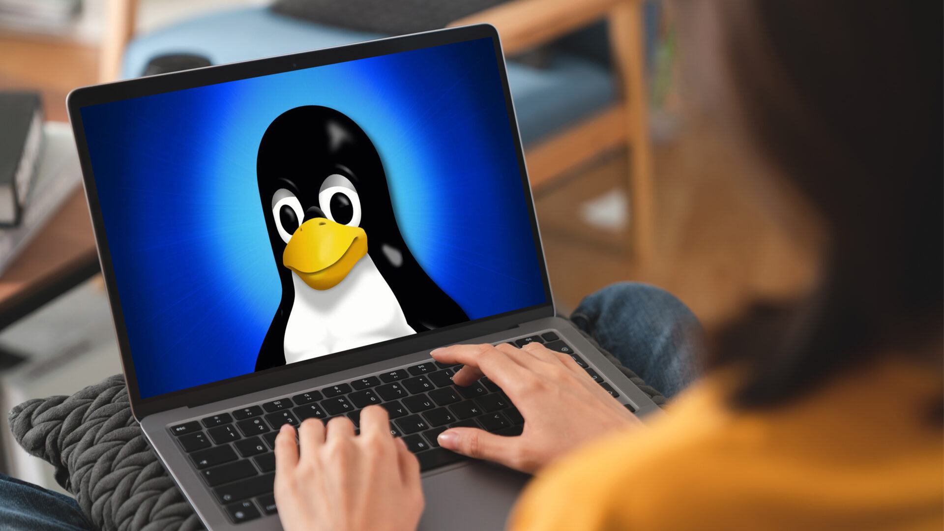 Flykten från Windows 10: Här är pingvinen som räddar din dator från soptippen