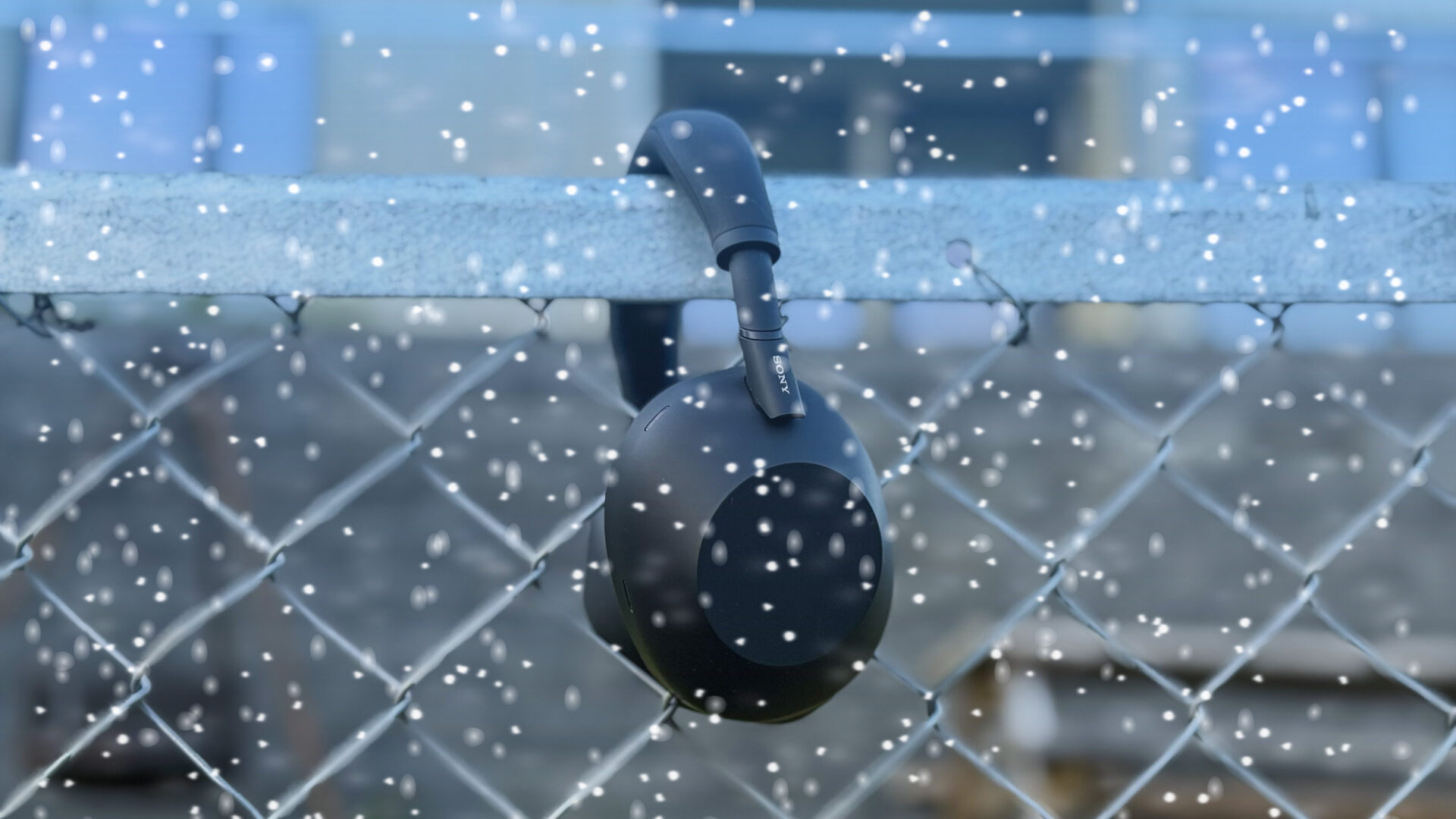 Topp 10: Brusreducerande hörlurar, julen 2025