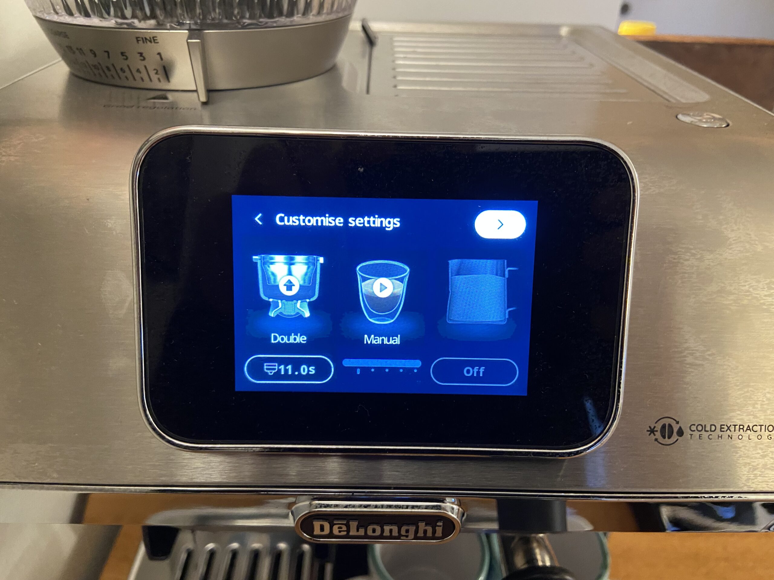 SpecialistaTouch_4-scaled SpecialistaTouch_4-scaled